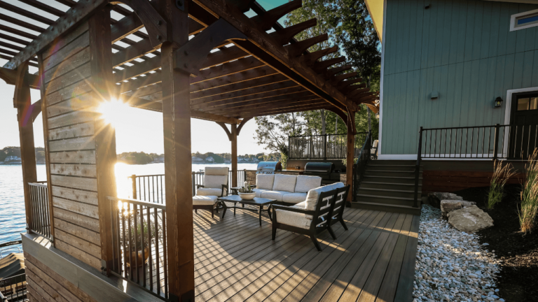 Why Hiring a Professional Pergola Builder in Denver is the Best Choice for Your Outdoor Space